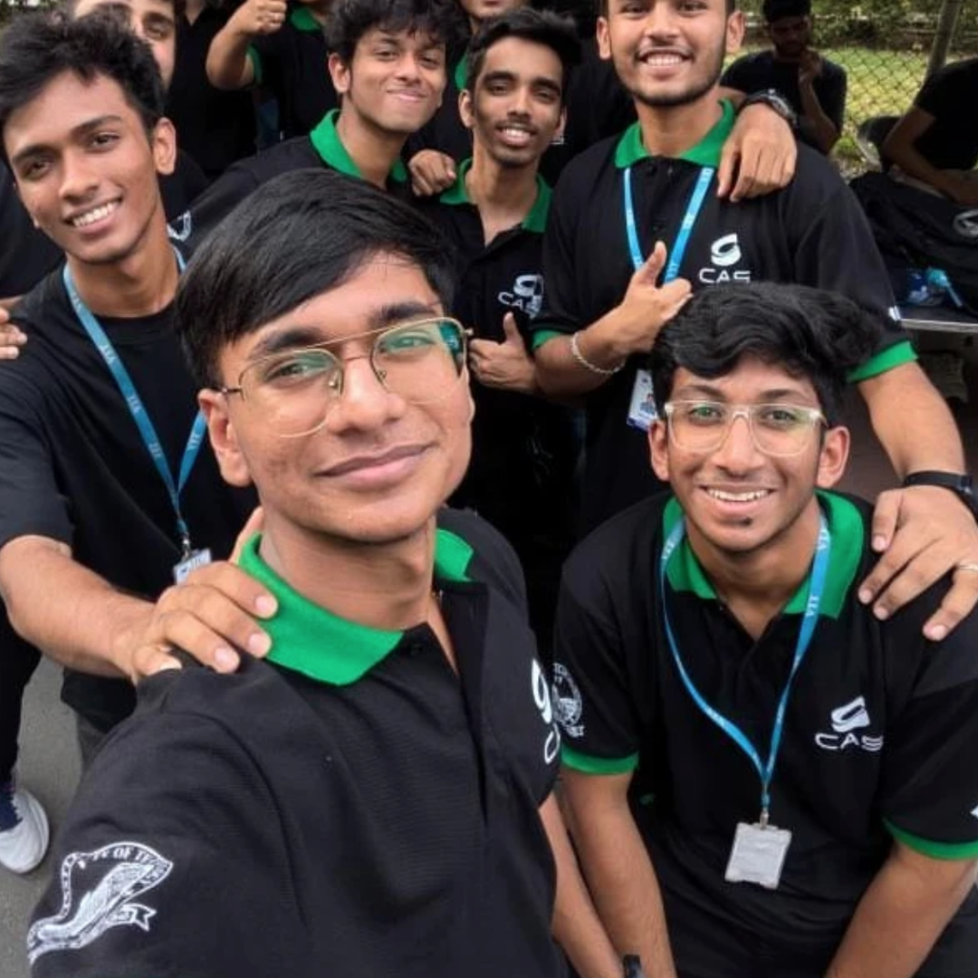 UNTEEN customer moment 8